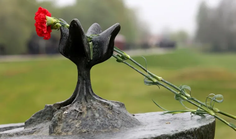 U Jasenovcu održana službena državna komemoracija u znak sjećanja na žrtve usta&scaron;kog logora
