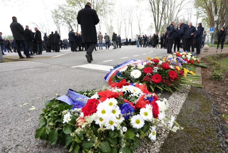 U Jasenovcu održana službena državna komemoracija u znak sjećanja na žrtve usta&scaron;kog logora