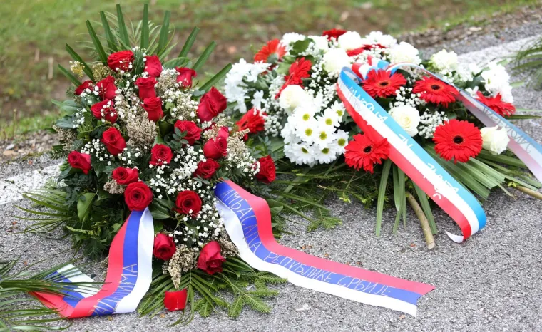 U Jasenovcu održana službena državna komemoracija u znak sjećanja na žrtve usta&scaron;kog logora