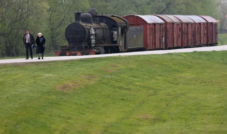 U Jasenovcu održana službena državna komemoracija u znak sjećanja na žrtve usta&scaron;kog logora