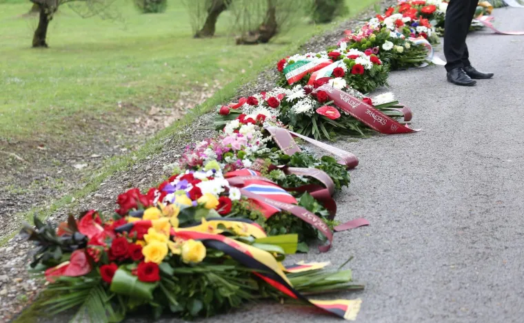 U Jasenovcu održana službena državna komemoracija u znak sjećanja na žrtve usta&scaron;kog logora