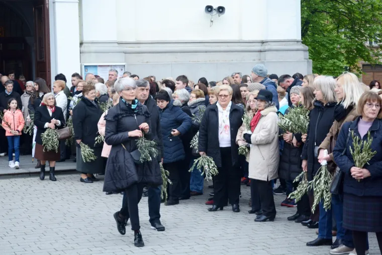 Danas je Cvjetnica: Pogledajte kako se obilježavala diljem Hrvatske!