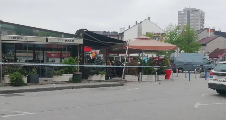 U masovnoj tučnjavi huligana demoliran kafić na Tre&scaron;njevci: Uhićeno 20 torcida&scaron;a i 5 Boysa