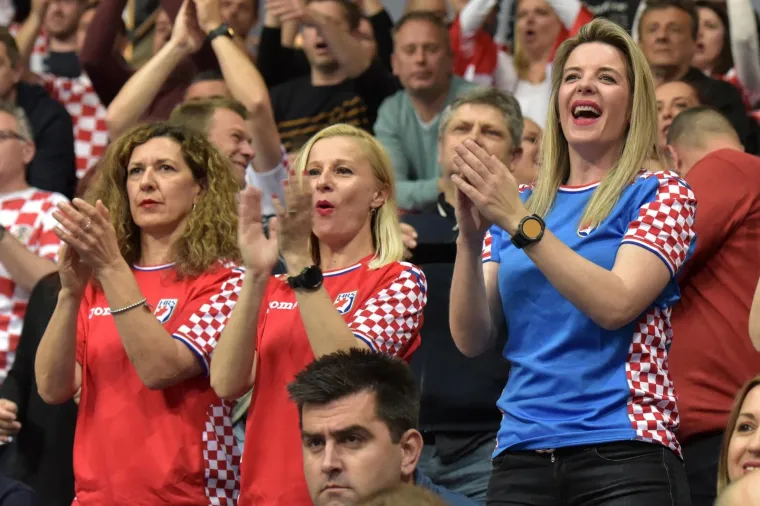 Zadrani priredili sjajnu atmosferu i nosili rukometa&scaron;e do pobjede protiv Srbije