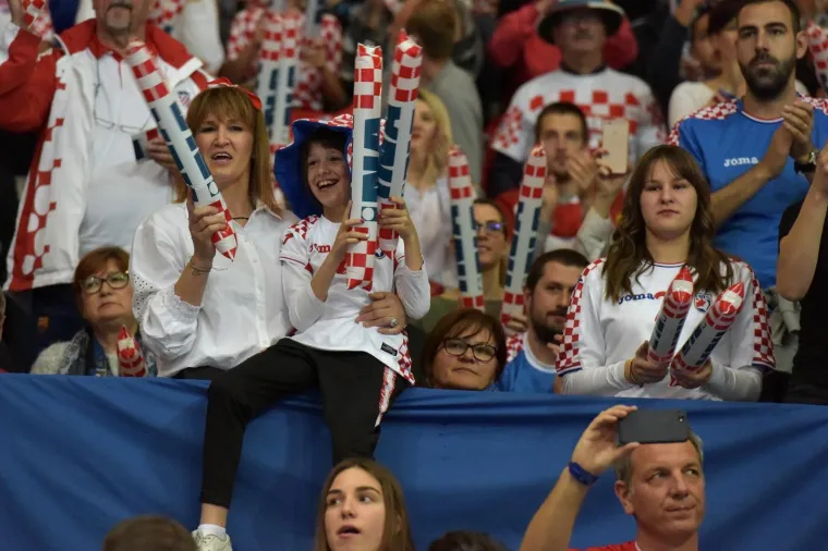 Zadrani priredili sjajnu atmosferu i nosili rukometa&scaron;e do pobjede protiv Srbije