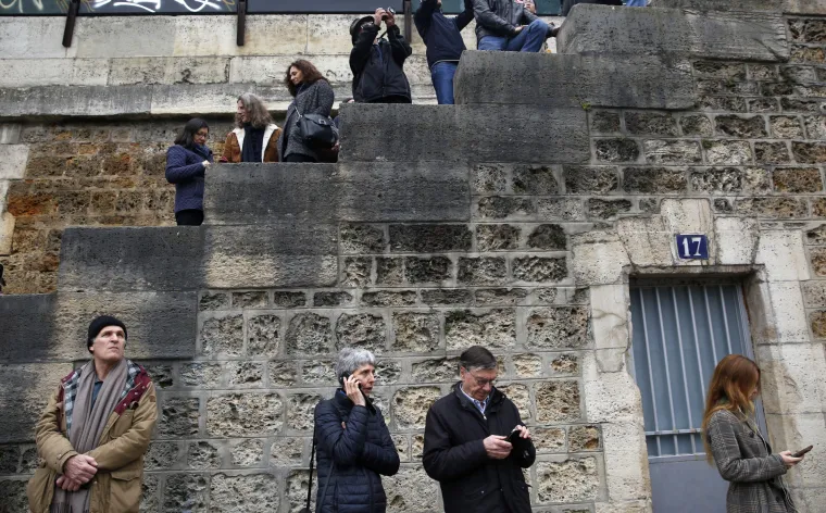 Jutro nakon nezapamćene katastrofe! Zastra&scaron;ujući prozori iz Pariza - ovako danas izgleda Notre Dame