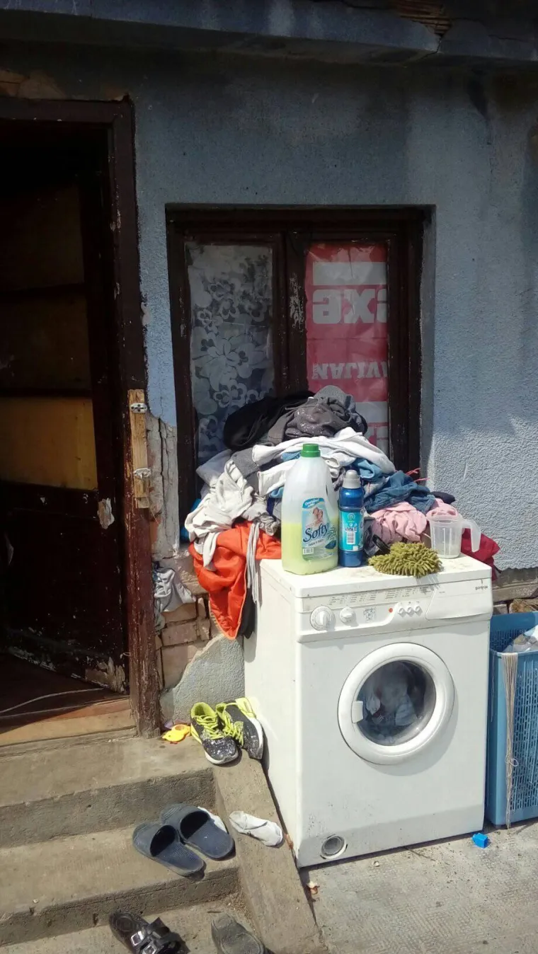 Ovako izgleda kuća majke koja je sama s dvoje djece i moli za pomoć: 'Jako nam je te&scaron;ko'
