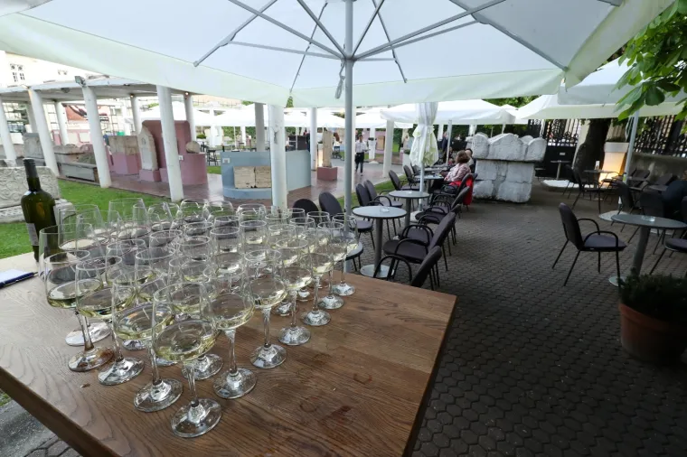 ZAGREB DOBIO NOVU LOKACIJU ZA GU&Scaron;TANJE U HRANI U PIĆU: Prema ovome &scaron;to vidimo, uopće ne izgleda lo&scaron;e