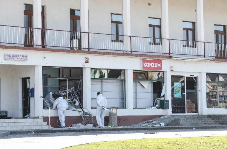 Pogledajte &scaron;to je ostalo od dru&scaron;tvenog doma u zagorskom mjestu nakon &scaron;to je raznesen bankomat