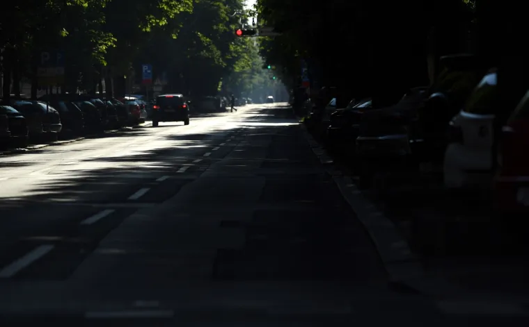 Prazne gradske ulice na Usrks