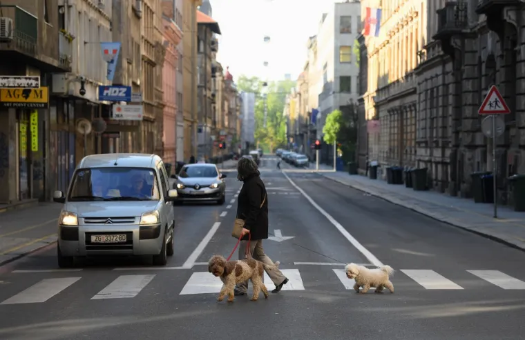 Prazne gradske ulice na Usrks
