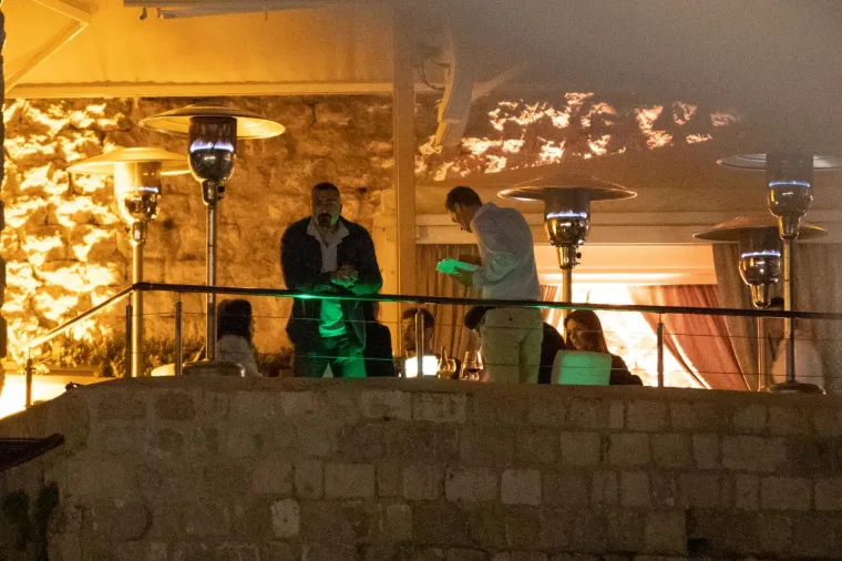 Odmor sa stilom: Ronaldo i Georgina &scaron;etali Lopudom, pa večer proveli u poznatom restoranu