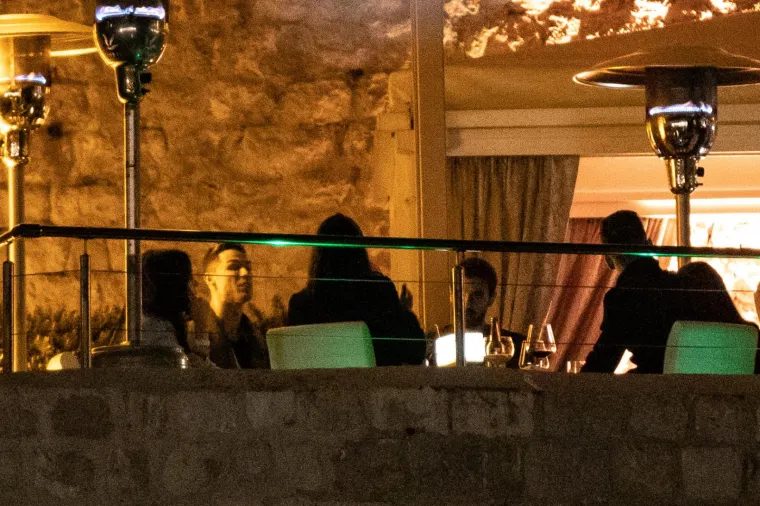 Odmor sa stilom: Ronaldo i Georgina &scaron;etali Lopudom, pa večer proveli u poznatom restoranu