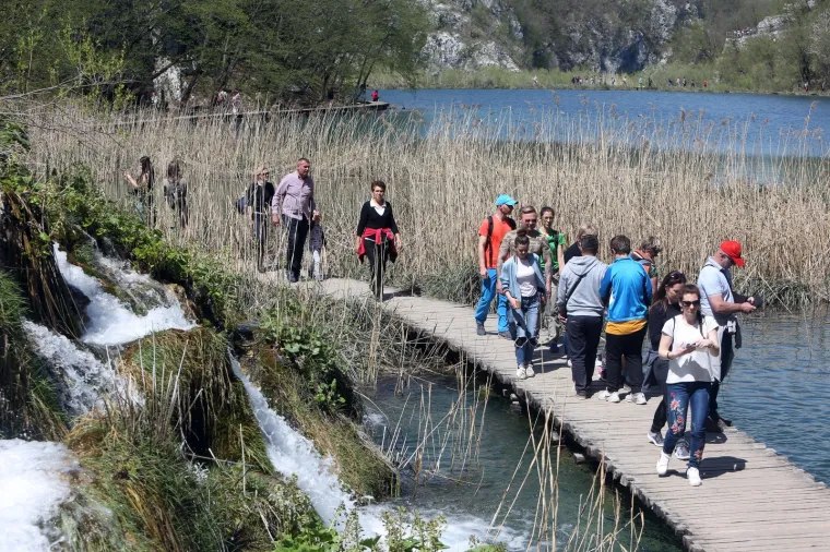 Iskoristite lijepo vrijeme i posjetite NP Plitvice: Ulaznice su ovaj tjedan znatno jeftinije, ali postoji 'kvaka'