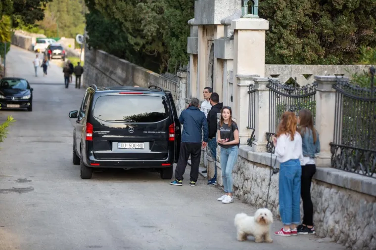 EKSKLUZIVNE FOTOGRAFIJE: Cristiano Ronaldo i lijepa Georgina uživali na večeri u luksuznom dubrovačkom restoranu