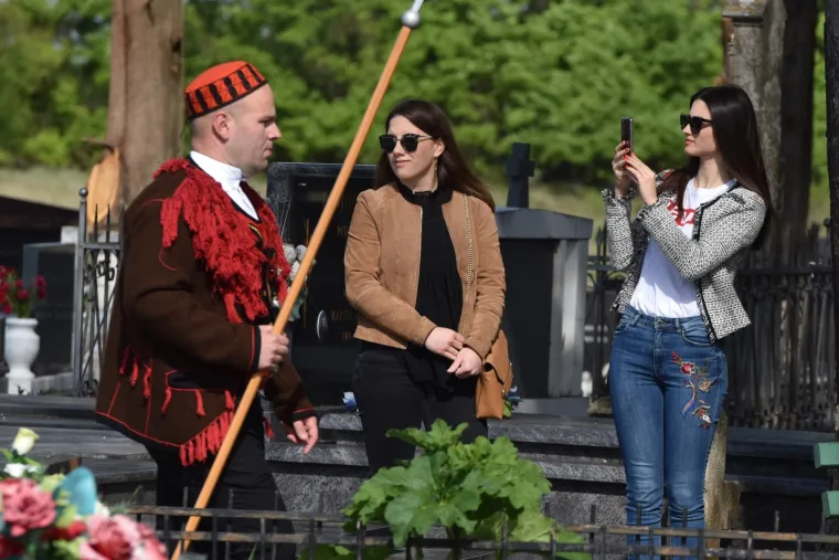 ČUVARI KRISTOVA GROBA U OKLAJU: Tradicionalni festival okupio žudije iz 34 župe