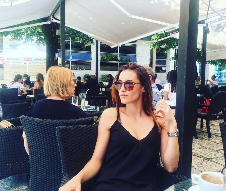 FOTO Lijepa Crnogorka potpisala za Podravku i zaludila rukometne fanove u Hrvatskoj