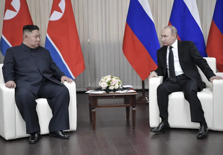 Vidno raspoloženi Putin poželio dobrodo&scaron;licu Kim Jong-Unu: 'Drago mi je vidjeti vas ovdje'