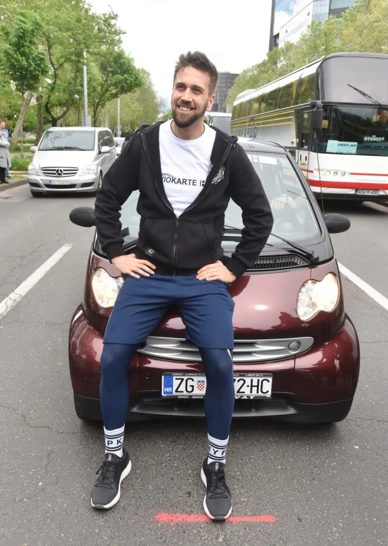 U lovu na Guinnesov rekord: Tomislav će gurati auto 100 kilometara