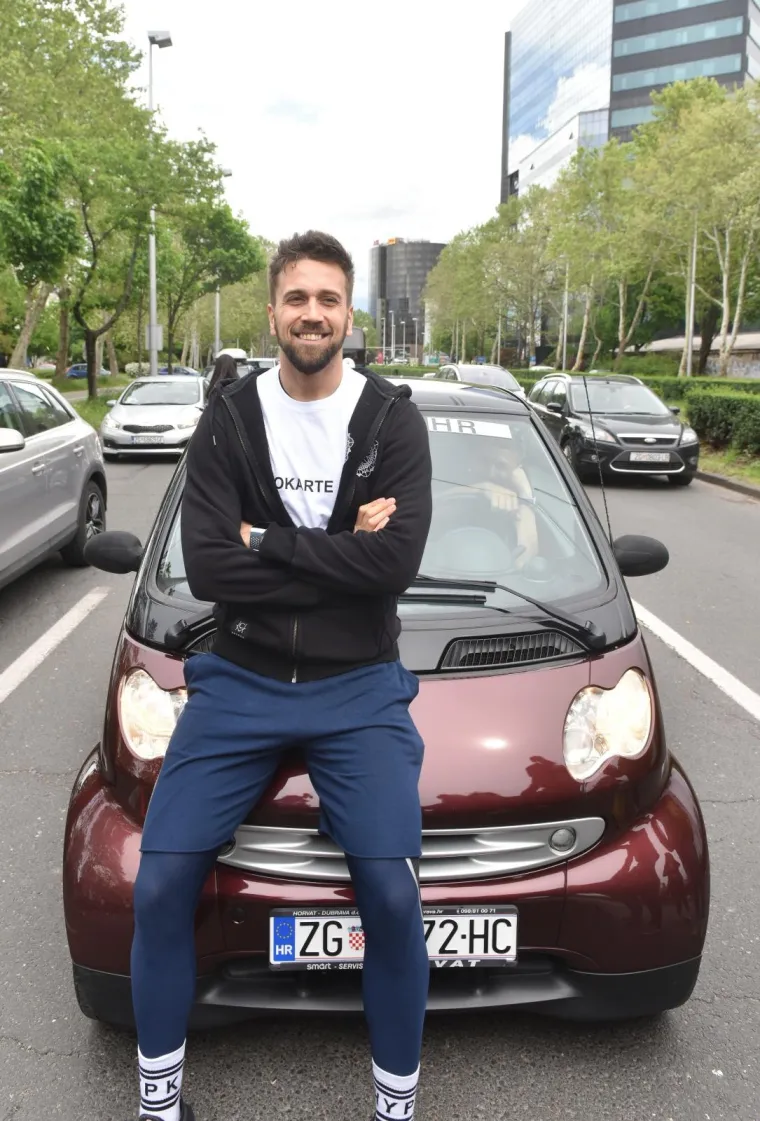 U lovu na Guinnesov rekord: Tomislav će gurati auto 100 kilometara