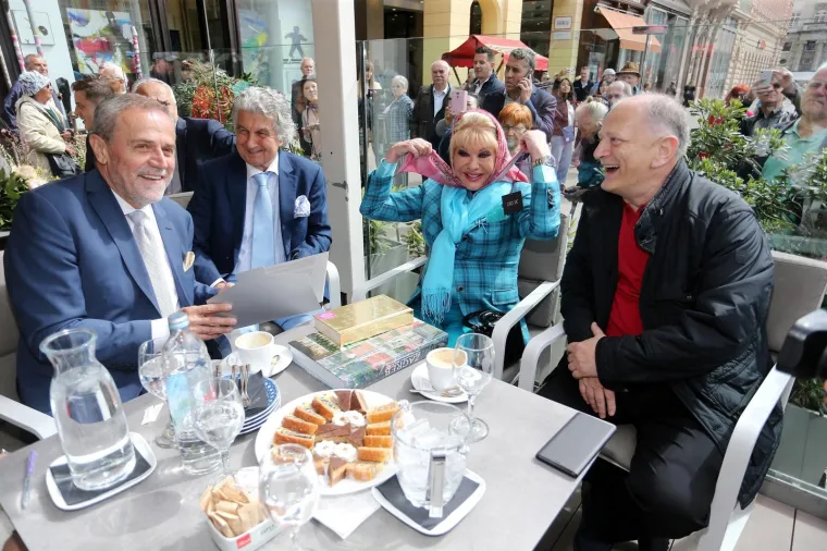 Odlično raspoložena Ivana Trump s Bandićem pro&scaron;etala Zagrebom i sjela na kavu