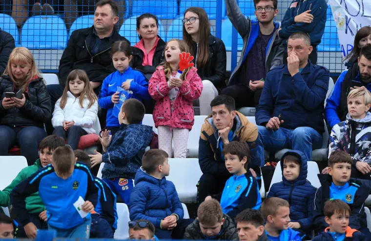 OSJETITE DA&Scaron;AK ATMOSFERE U GRADSKOM VRTU: Rovovski derbi Osijeka i Dinama