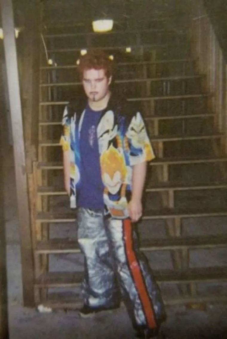 TINEJDŽERSKE GODINE SU IM TEŠKO PALE: Pokušali se pronaći, a danas samo žele sakriti prizore iz tih godina