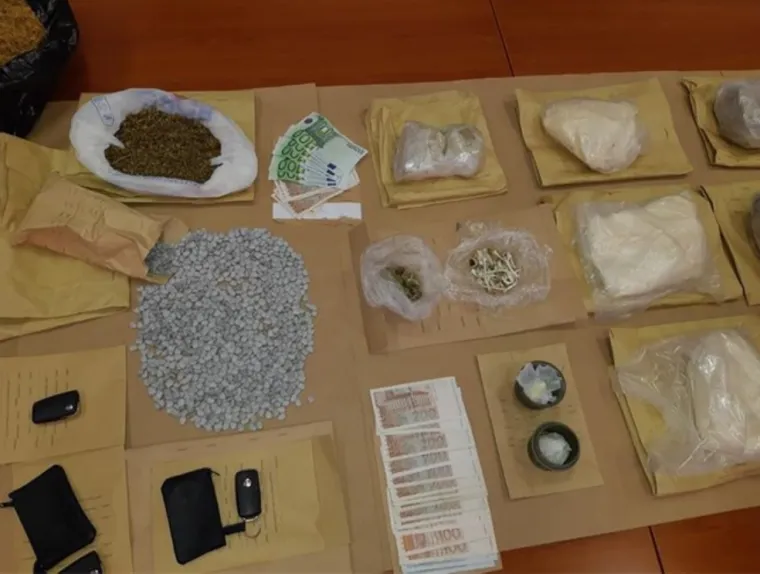 Velika policijska akcija u Vukovaru: As na&scaron;ao drogu skrivenu u bačvi