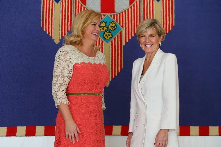 Predsjednica proslavila 51. rođendan: Pogledajte kako izgleda danas, a kako je izgledala na početku mandata