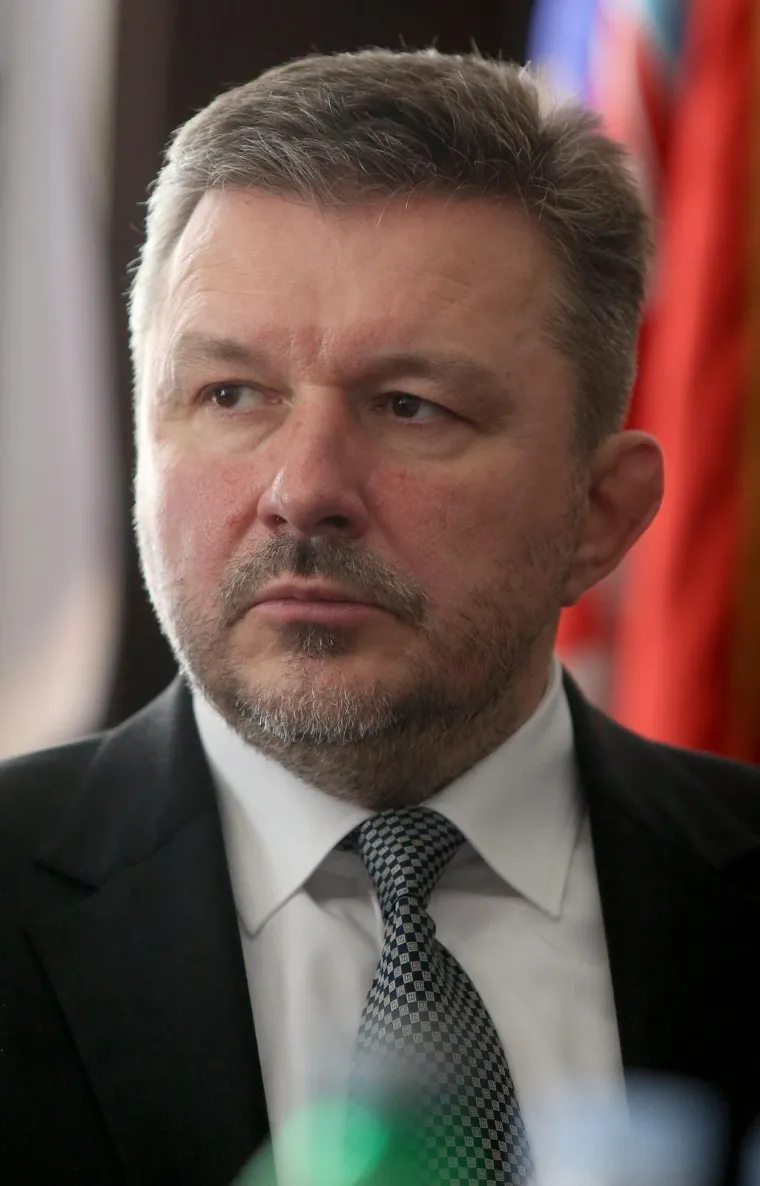 Hrvatska liječnička komora bira predsjednika: &Scaron;estero kandidata je u igri