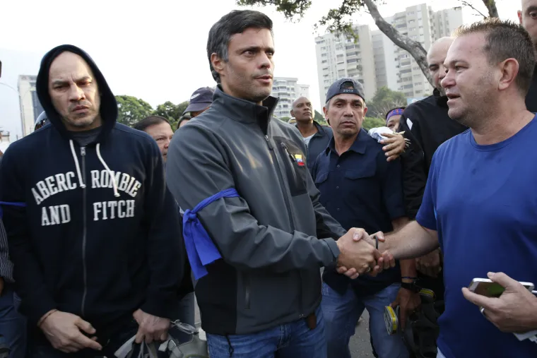 Počeo vojni puč! Guaido: 'Narod Venezuele pokrenuo je kraj uzurpacije'