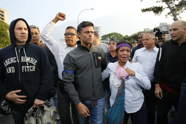 Počeo vojni puč! Guaido: 'Narod Venezuele pokrenuo je kraj uzurpacije'
