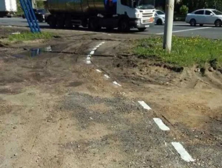 RUSKE CESTE PUNE SU ZAMKI ZA VOZAČE: Ovo je čisti horor, možete zaglaviti na svakom koraku