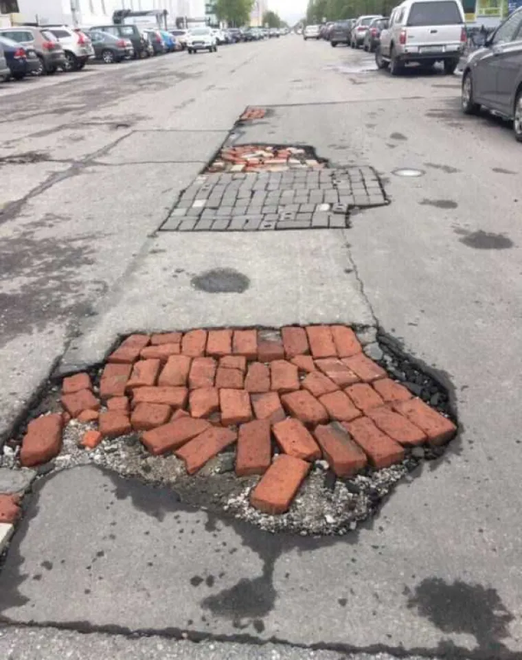 RUSKE CESTE PUNE SU ZAMKI ZA VOZAČE: Ovo je čisti horor, možete zaglaviti na svakom koraku