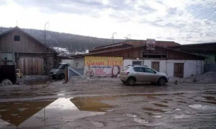 RUSKE CESTE PUNE SU ZAMKI ZA VOZAČE: Ovo je čisti horor, možete zaglaviti na svakom koraku