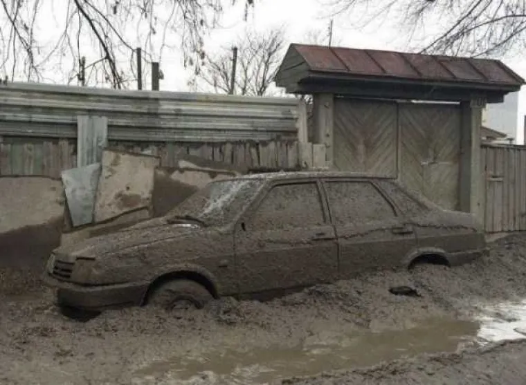 RUSKE CESTE PUNE SU ZAMKI ZA VOZAČE: Ovo je čisti horor, možete zaglaviti na svakom koraku