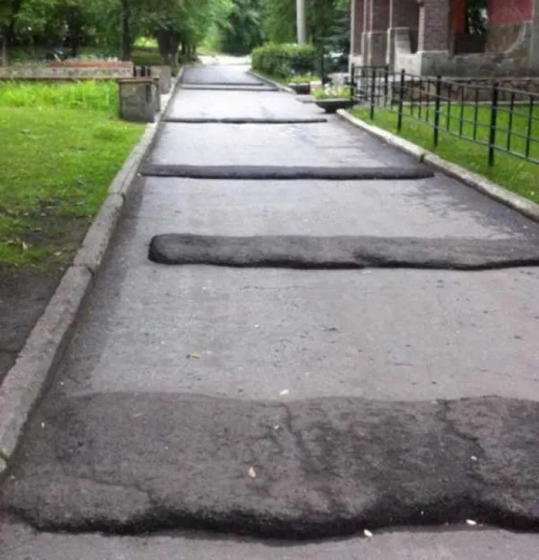 RUSKE CESTE PUNE SU ZAMKI ZA VOZAČE: Ovo je čisti horor, možete zaglaviti na svakom koraku