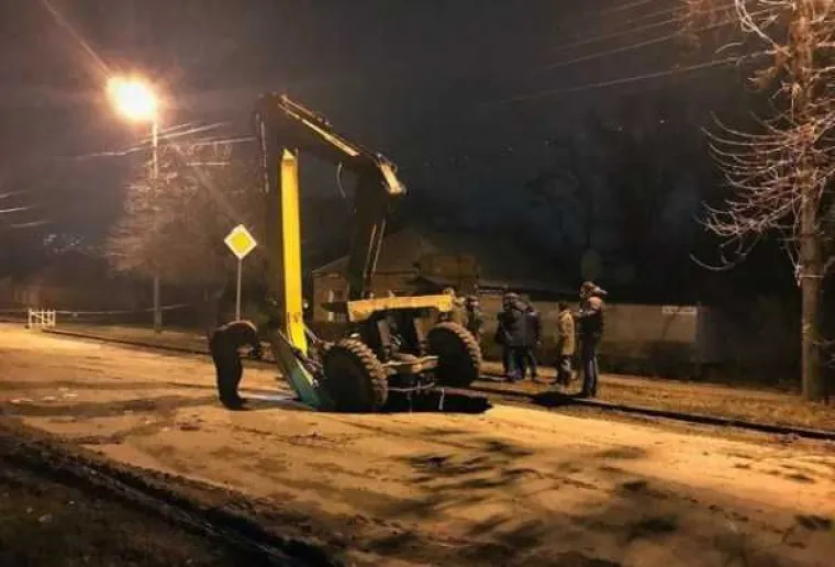 RUSKE CESTE PUNE SU ZAMKI ZA VOZAČE: Ovo je čisti horor, možete zaglaviti na svakom koraku