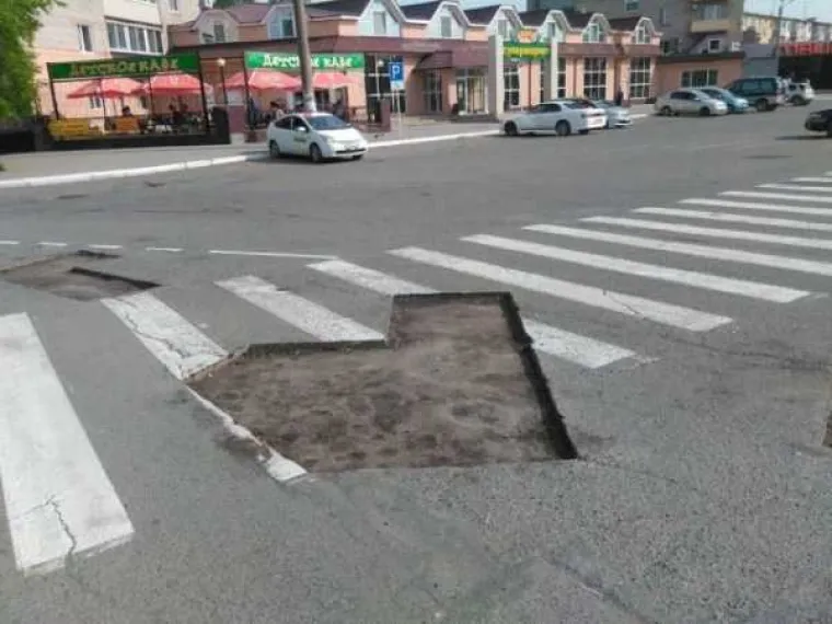 RUSKE CESTE PUNE SU ZAMKI ZA VOZAČE: Ovo je čisti horor, možete zaglaviti na svakom koraku