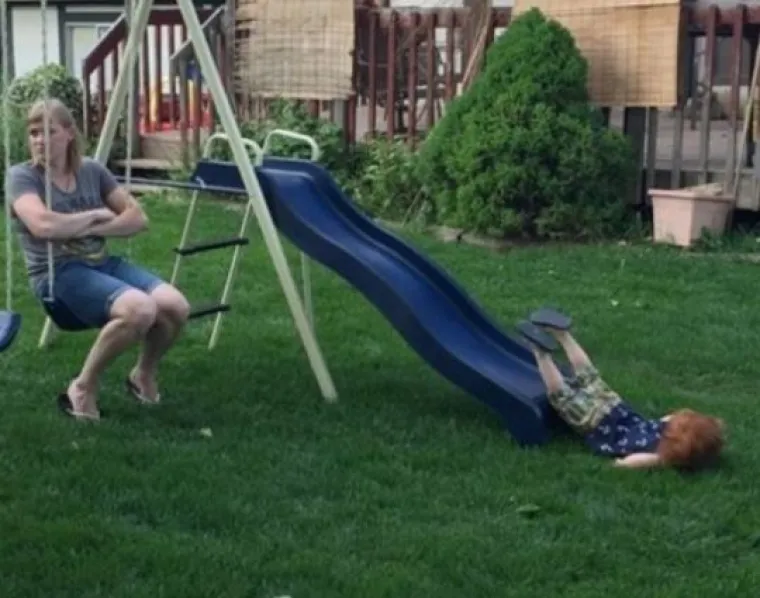 20 urnebesnih, ali i uznemirujućih poteza roditelja koji će sve napraviti za dobru fotku