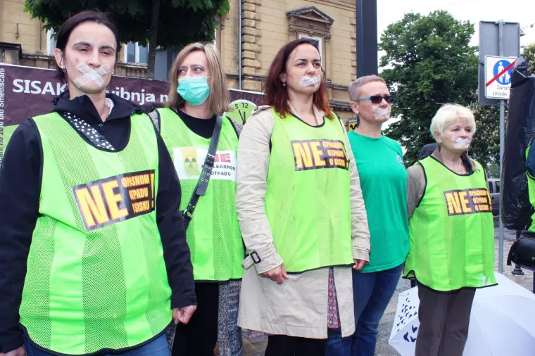 Pobuna građana: 'U na&scaron;u županiju trebao bi doći nuklearni, kemijski, medicinski, azbestni i sve druge vrste otpada'