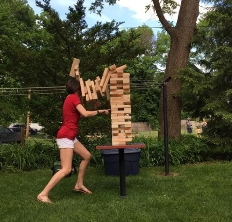 BOLJE DA SU OSTALI U KREVETU: Tog im dana ni&scaron;ta nije i&scaron;lo od ruke, ali barem im je ostao smisao za humor