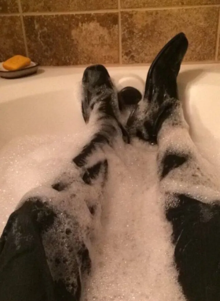 INTERNET JE MJESTO GDJE BIZARNOSTIMA NEMA KRAJA: Ba&scaron; takve su i ove fotografije - &scaron;to nije u redu s ovim ljudima?