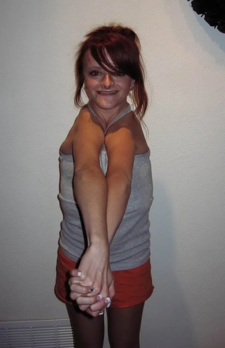 INTERNET JE MJESTO GDJE BIZARNOSTIMA NEMA KRAJA: Ba&scaron; takve su i ove fotografije - &scaron;to nije u redu s ovim ljudima?