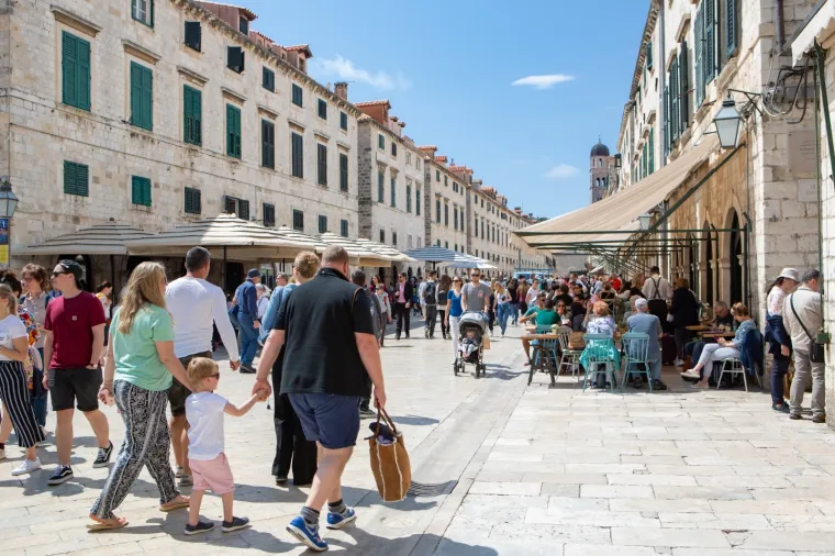 Razlika je nevjerojatna 22 stupnja! Ovo je 5 najhladnijih i 5 najtoplijih mjesta u Hrvatskoj danas