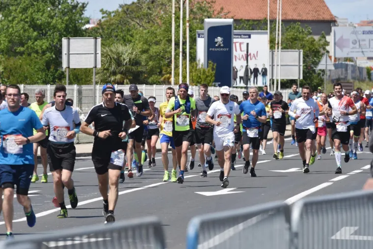 Ovo je najpozitivnija utrka na svijetu! 9000 ljudi trčalo je u Zadru za one koji ne mogu
