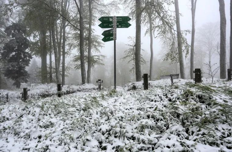 SNIJEG ZABIJELIO SLJEME I MEDVEDNICU: Nitko nije očekivao da ćemo ovako bajkovite prizore doživjeti u svibnju