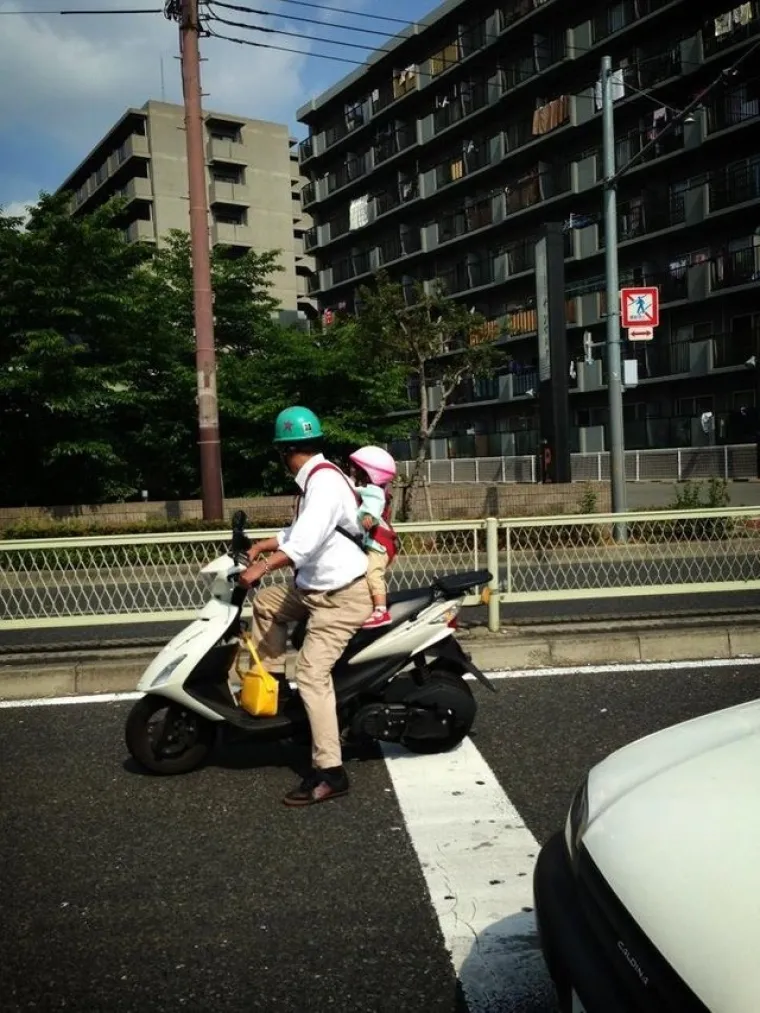 Jesu li va&scaron;i roditelji bili ovako kontroverzni? 30 slika roditelja koji bi možda trebali preispitati svoje odgojne mjere