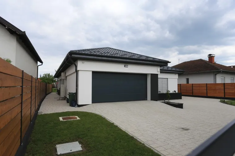 Obiteljska kuća ministra Tomislava Tolu&scaron;ića u Virovitici