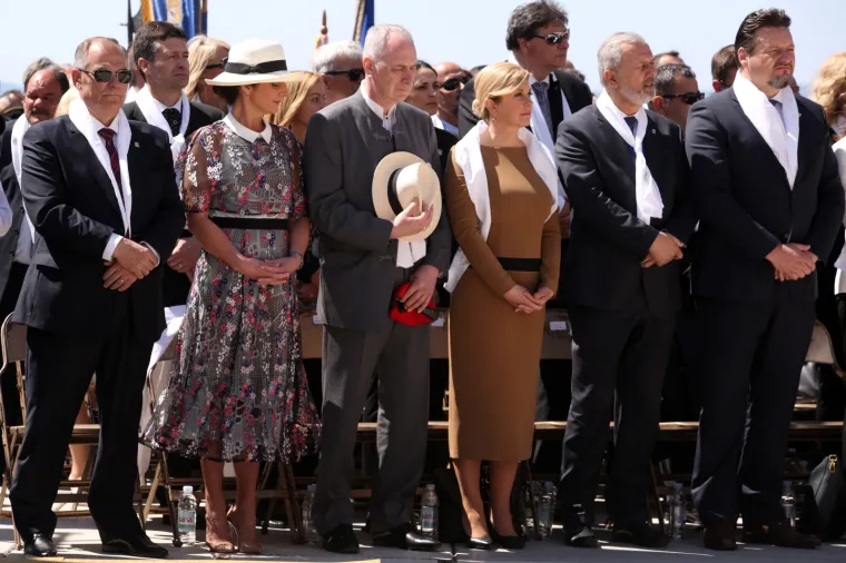 Splićani fe&scaron;taju! Na fjeri sv. Dujma svi su gledali u predsjednicu, ali i elegantnu suprugu gradonačelnika Opare